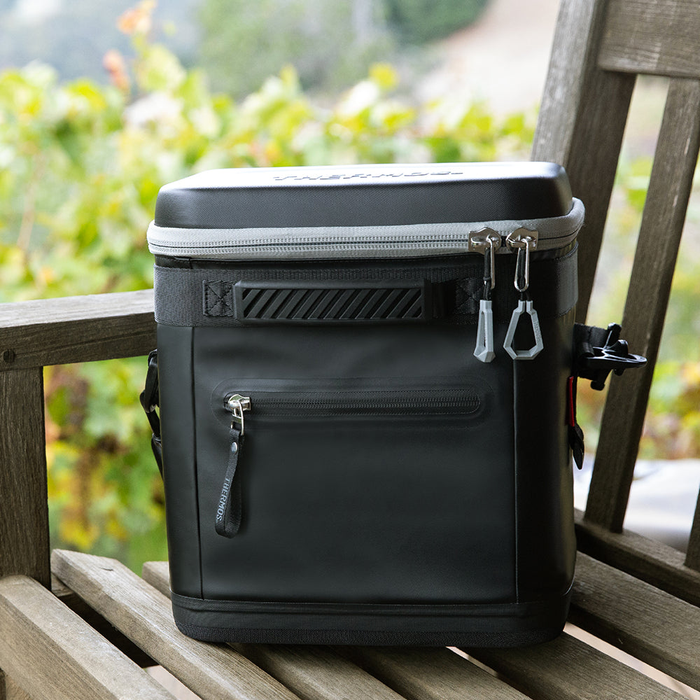 Thermos® Icon™ cooler bag in Glacier — lifestyle photo in use