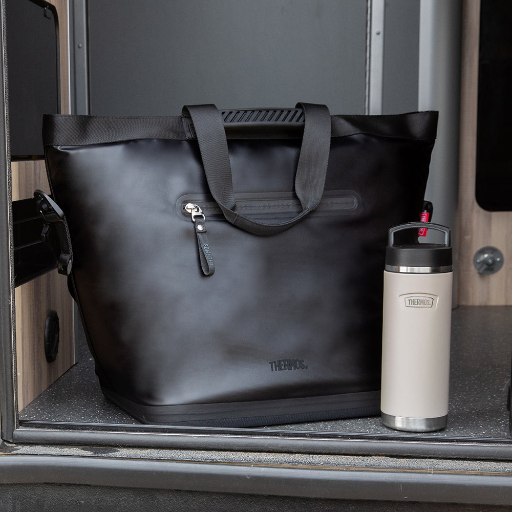 Thermos® Icon™ cooler bag in Glacier — lifestyle photo in use
